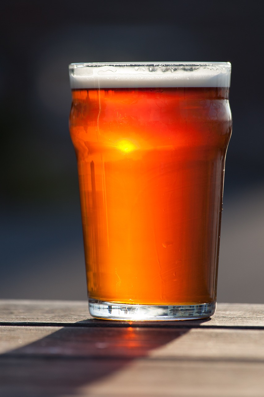 Piwo kraftowe – dlaczego jest droższe