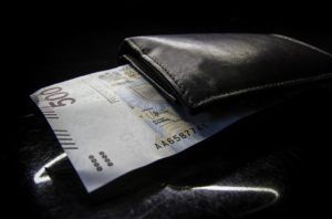 Kredyty – jak znaleźć najlepsze rozwiązanie? Kredytowy doradca w Warszawie – pożyczka pod zastaw samochodu