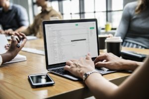 Szkolenia dla firm Kraków. Dobry zawód to podstawa. Szkolenia i kursy zawodowe