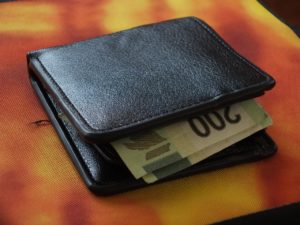 Aplikacja pomocna w oszczędzaniu: kontrola wydatków